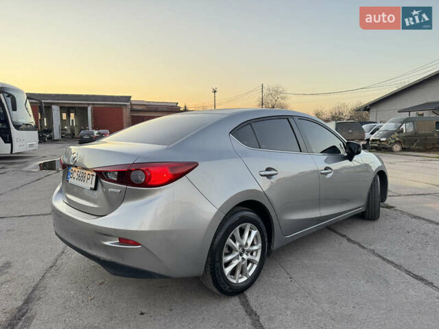 Бежевый Мазда 3, объемом двигателя 2 л и пробегом 200 тыс. км за 10000 $, фото 3 на Automoto.ua