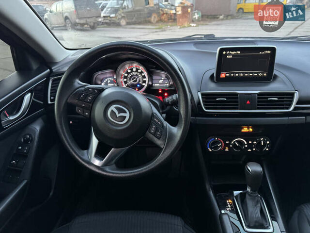 Бежевый Мазда 3, объемом двигателя 2 л и пробегом 200 тыс. км за 10000 $, фото 14 на Automoto.ua