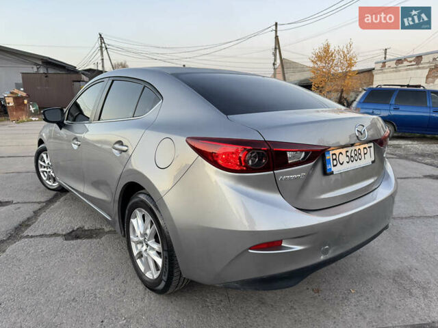 Бежевый Мазда 3, объемом двигателя 2 л и пробегом 200 тыс. км за 10000 $, фото 5 на Automoto.ua