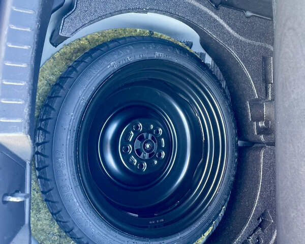 Бежевый Мазда 3, объемом двигателя 2.49 л и пробегом 11 тыс. км за 22000 $, фото 14 на Automoto.ua