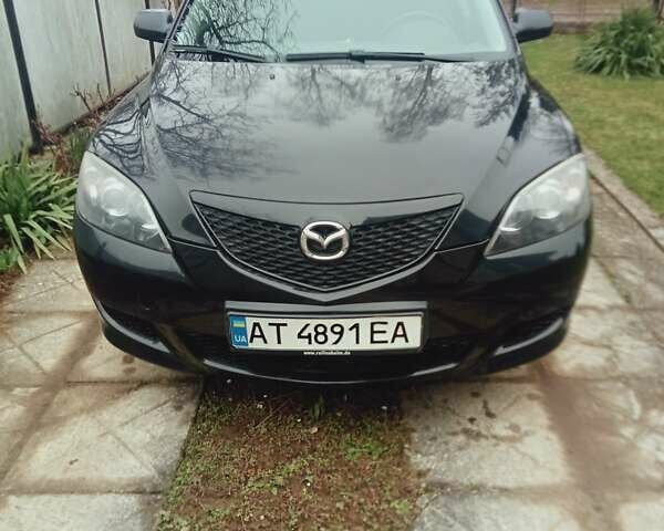 Черный Мазда 3, объемом двигателя 1.6 л и пробегом 145 тыс. км за 4500 $, фото 2 на Automoto.ua