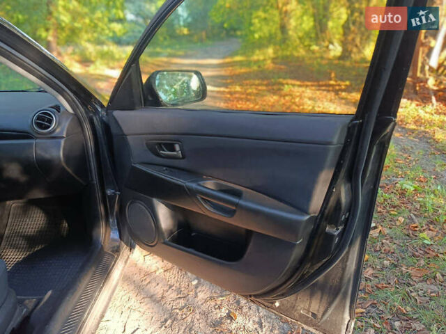 Мазда 3 2004 в Сумах на Automoto.ua Черный Мазда 3, объемом двигателя 1.56 л и пробегом 250 тыс. км за 2900 $, фото 3 на Automoto.ua