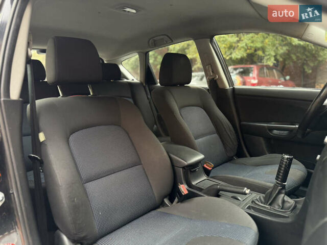 Мазда 3 2004 у Дніпро (Дніпропетровську) на Automoto.ua Чорний Мазда 3, об'ємом двигуна 1.6 л та пробігом 358 тис. км за 3300 $, фото 5 на Automoto.ua