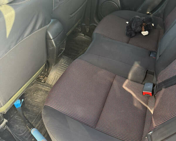 Черный Мазда 3, объемом двигателя 1.6 л и пробегом 193 тыс. км за 4000 $, фото 5 на Automoto.ua