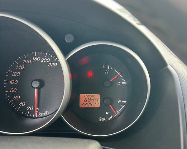 Чорний Мазда 3, об'ємом двигуна 1.6 л та пробігом 220 тис. км за 4700 $, фото 24 на Automoto.ua