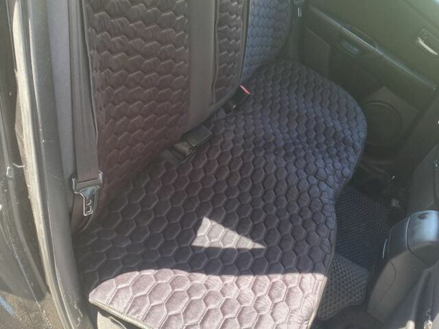 Чорний Мазда 3, об'ємом двигуна 1.6 л та пробігом 340 тис. км за 3700 $, фото 3 на Automoto.ua