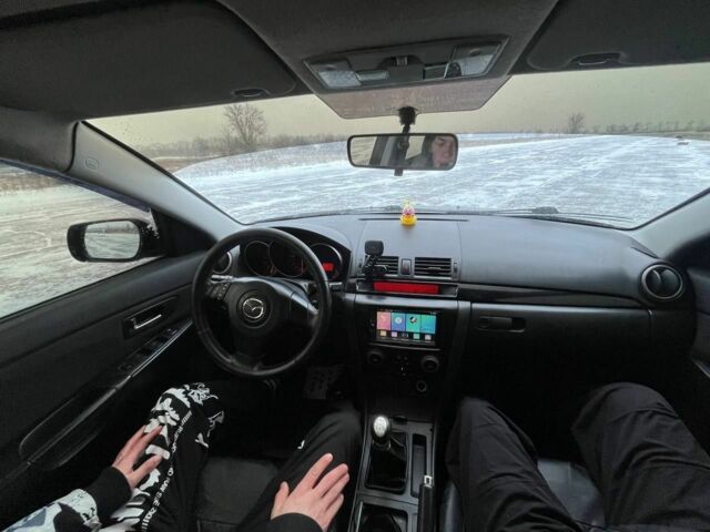 Черный Мазда 3, объемом двигателя 2 л и пробегом 380 тыс. км за 3700 $, фото 9 на Automoto.ua
