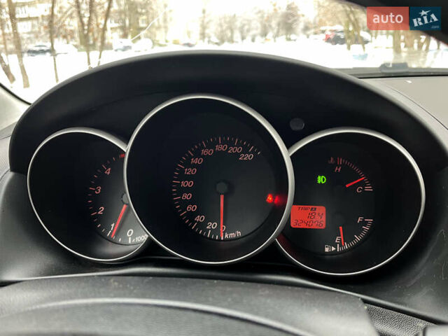 Чорний Мазда 3, об'ємом двигуна 1.6 л та пробігом 324 тис. км за 2450 $, фото 16 на Automoto.ua