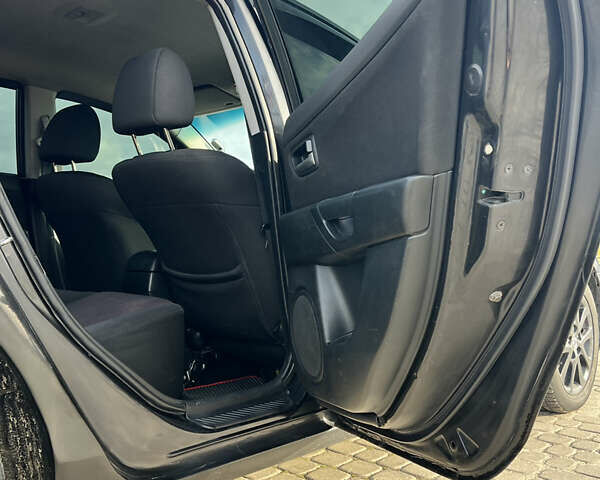 Чорний Мазда 3, об'ємом двигуна 1.6 л та пробігом 220 тис. км за 4700 $, фото 14 на Automoto.ua