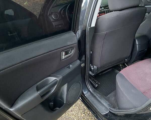 Черный Мазда 3, объемом двигателя 1.6 л и пробегом 171 тыс. км за 3600 $, фото 14 на Automoto.ua