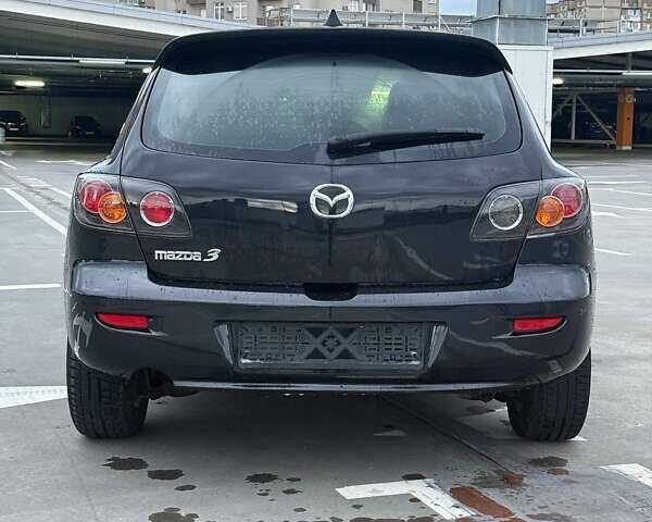 Черный Мазда 3, объемом двигателя 0 л и пробегом 200 тыс. км за 4500 $, фото 4 на Automoto.ua