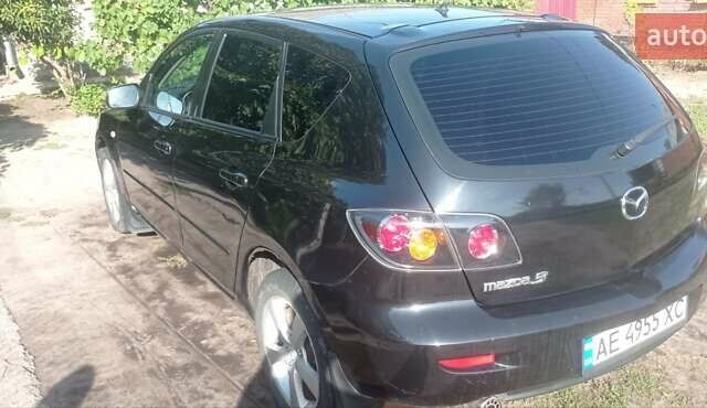 Черный Мазда 3, объемом двигателя 1.6 л и пробегом 322 тыс. км за 4700 $, фото 3 на Automoto.ua