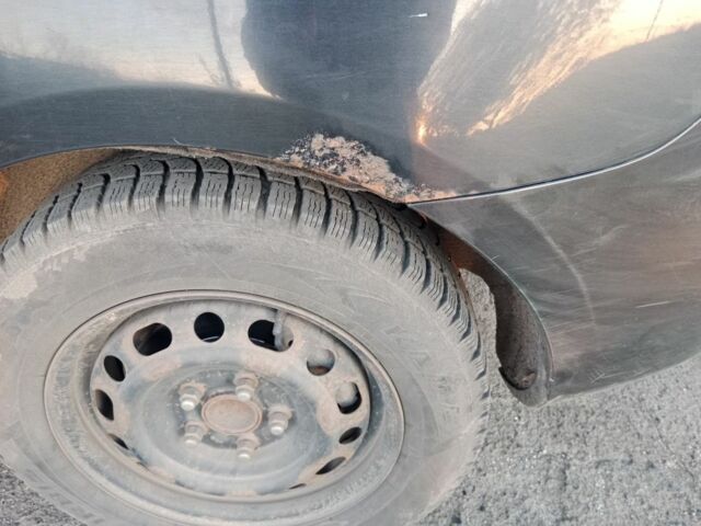 Черный Мазда 3, объемом двигателя 1.6 л и пробегом 270 тыс. км за 3600 $, фото 3 на Automoto.ua