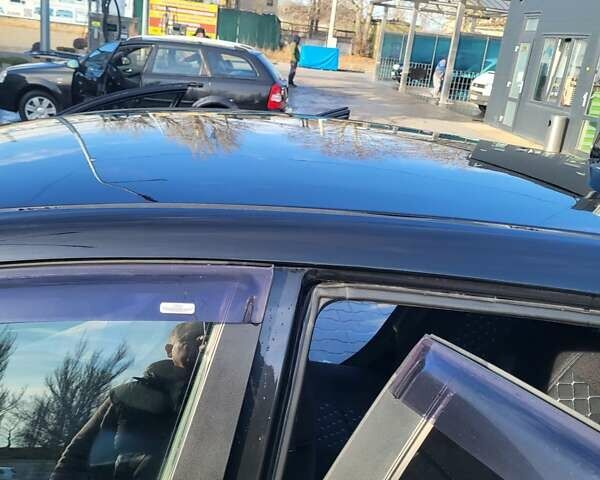 Черный Мазда 3, объемом двигателя 2 л и пробегом 193 тыс. км за 6000 $, фото 7 на Automoto.ua