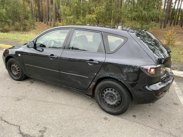 Черный Мазда 3, объемом двигателя 1.6 л и пробегом 347 тыс. км за 3500 $, фото 3 на Automoto.ua