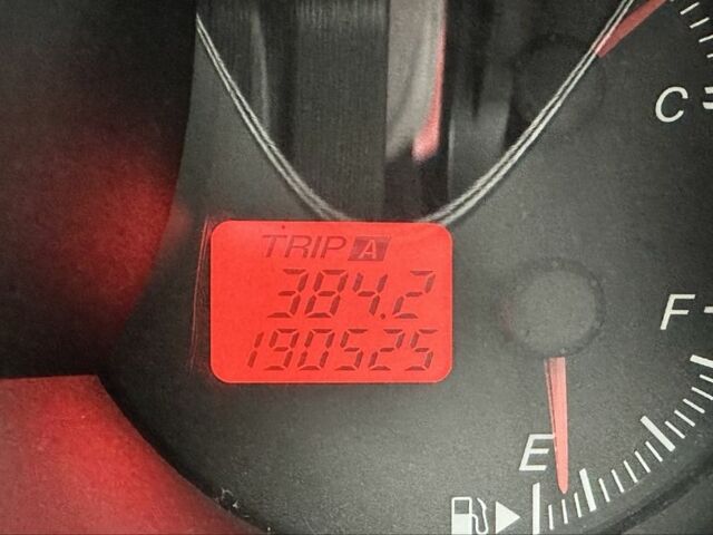 Черный Мазда 3, объемом двигателя 1.3 л и пробегом 190 тыс. км за 3200 $, фото 5 на Automoto.ua