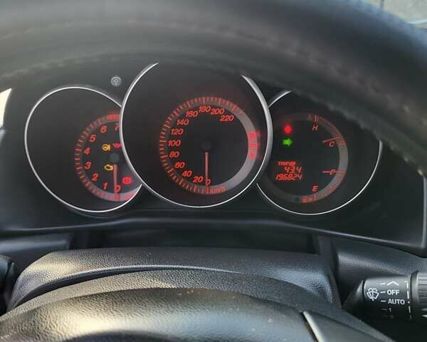 Черный Мазда 3, объемом двигателя 2 л и пробегом 193 тыс. км за 6000 $, фото 8 на Automoto.ua