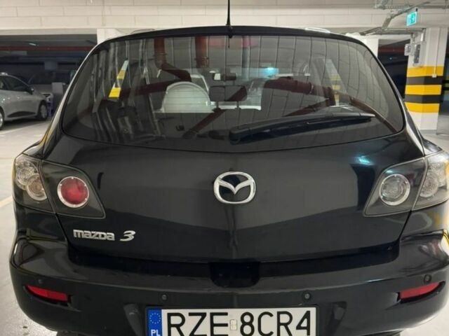 Черный Мазда 3, объемом двигателя 0 л и пробегом 300 тыс. км за 1700 $, фото 1 на Automoto.ua