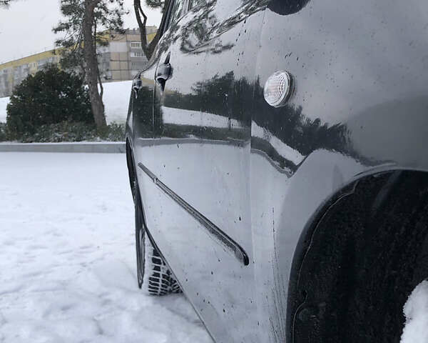 Черный Мазда 3, объемом двигателя 1.6 л и пробегом 296 тыс. км за 4499 $, фото 6 на Automoto.ua