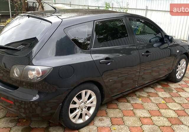 Мазда 3 2006 у Житомирі на Automoto.ua Чорний Мазда 3, об'ємом двигуна 1.6 л та пробігом 198 тис. км за 4400 $, фото 2 на Automoto.ua
