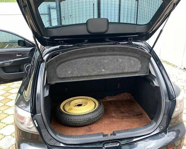 Мазда 3 2006 у Житомирі на Automoto.ua Чорний Мазда 3, об'ємом двигуна 1.6 л та пробігом 198 тис. км за 4400 $, фото 12 на Automoto.ua