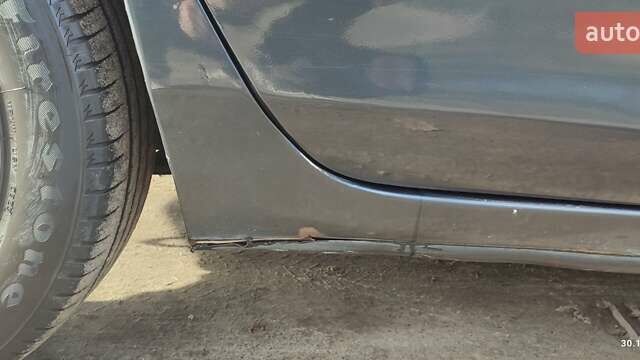 Чорний Мазда 3, об'ємом двигуна 1.6 л та пробігом 316 тис. км за 4300 $, фото 6 на Automoto.ua