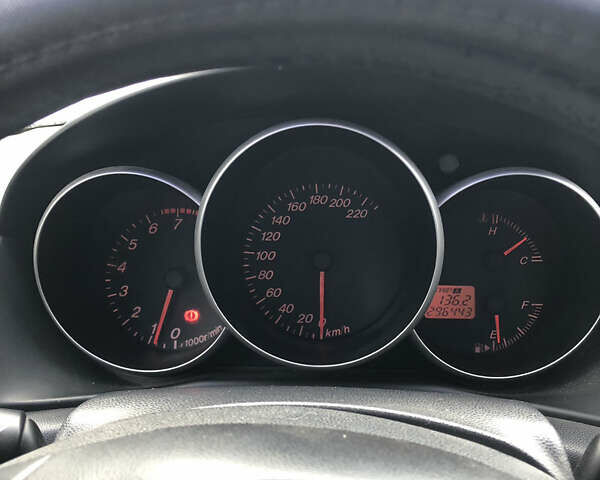 Черный Мазда 3, объемом двигателя 1.6 л и пробегом 296 тыс. км за 4499 $, фото 16 на Automoto.ua