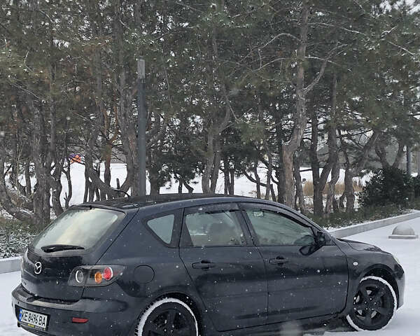 Черный Мазда 3, объемом двигателя 1.6 л и пробегом 296 тыс. км за 4499 $, фото 4 на Automoto.ua