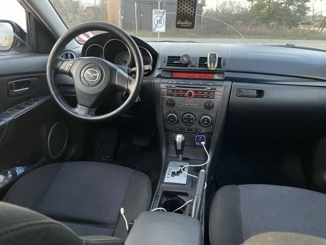 Черный Мазда 3, объемом двигателя 1.6 л и пробегом 360 тыс. км за 3700 $, фото 13 на Automoto.ua