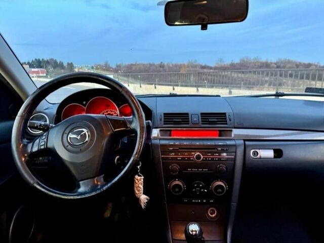 Черный Мазда 3, объемом двигателя 0 л и пробегом 300 тыс. км за 1700 $, фото 8 на Automoto.ua