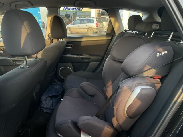 Черный Мазда 3, объемом двигателя 1.6 л и пробегом 360 тыс. км за 3700 $, фото 10 на Automoto.ua