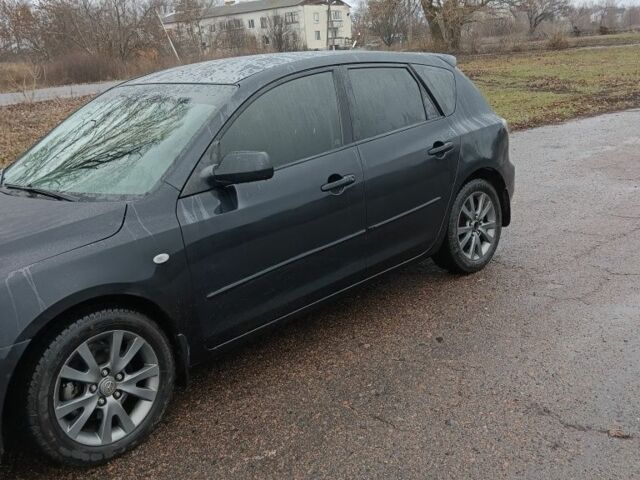 Черный Мазда 3, объемом двигателя 1.6 л и пробегом 256 тыс. км за 4600 $, фото 3 на Automoto.ua