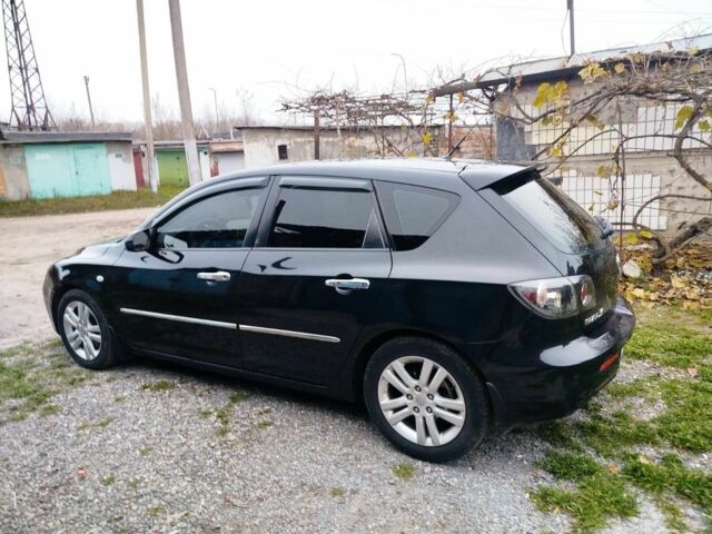 Черный Мазда 3, объемом двигателя 1.6 л и пробегом 246 тыс. км за 5500 $, фото 4 на Automoto.ua