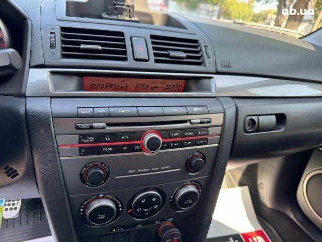 Черный Мазда 3, объемом двигателя 1.6 л и пробегом 131 тыс. км за 5990 $, фото 23 на Automoto.ua