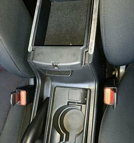 Чорний Мазда 3, об'ємом двигуна 1.6 л та пробігом 205 тис. км за 4999 $, фото 17 на Automoto.ua