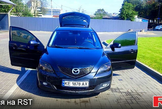 Чорний Мазда 3, об'ємом двигуна 1.6 л та пробігом 215 тис. км за 6500 $, фото 2 на Automoto.ua