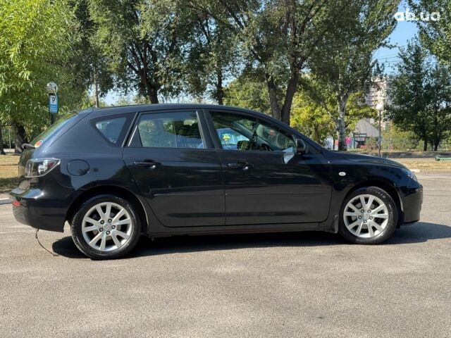 Черный Мазда 3, объемом двигателя 1.6 л и пробегом 131 тыс. км за 5990 $, фото 5 на Automoto.ua
