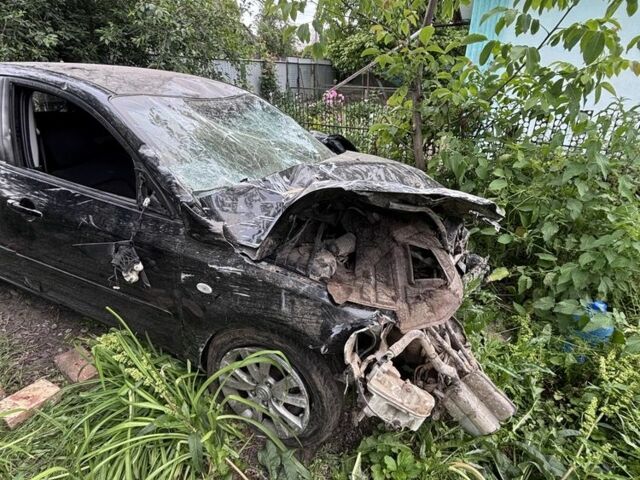 Черный Мазда 3, объемом двигателя 2 л и пробегом 338 тыс. км за 1500 $, фото 1 на Automoto.ua