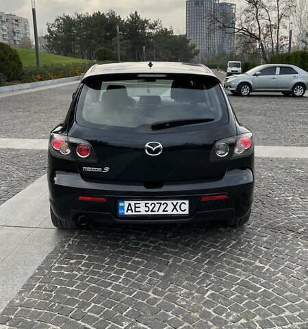 Черный Мазда 3, объемом двигателя 2 л и пробегом 220 тыс. км за 6000 $, фото 5 на Automoto.ua