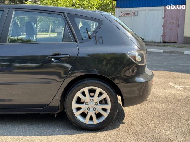 Черный Мазда 3, объемом двигателя 1.6 л и пробегом 131 тыс. км за 5990 $, фото 10 на Automoto.ua