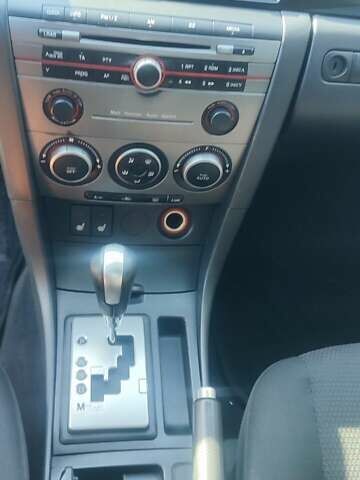 Чорний Мазда 3, об'ємом двигуна 1.6 л та пробігом 215 тис. км за 6500 $, фото 11 на Automoto.ua