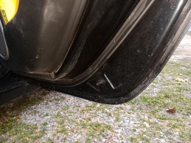 Черный Мазда 3, объемом двигателя 1.6 л и пробегом 246 тыс. км за 5500 $, фото 20 на Automoto.ua