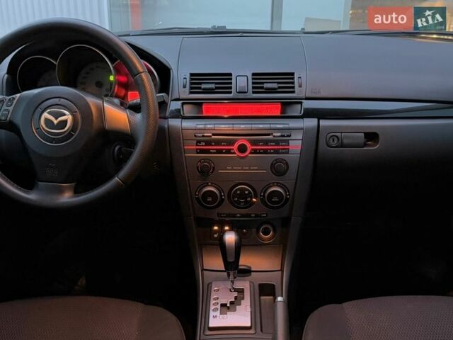 Черный Мазда 3, объемом двигателя 1.6 л и пробегом 197 тыс. км за 5700 $, фото 22 на Automoto.ua
