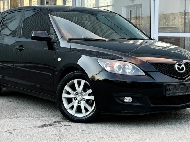 Черный Мазда 3, объемом двигателя 1.6 л и пробегом 197 тыс. км за 5700 $, фото 3 на Automoto.ua