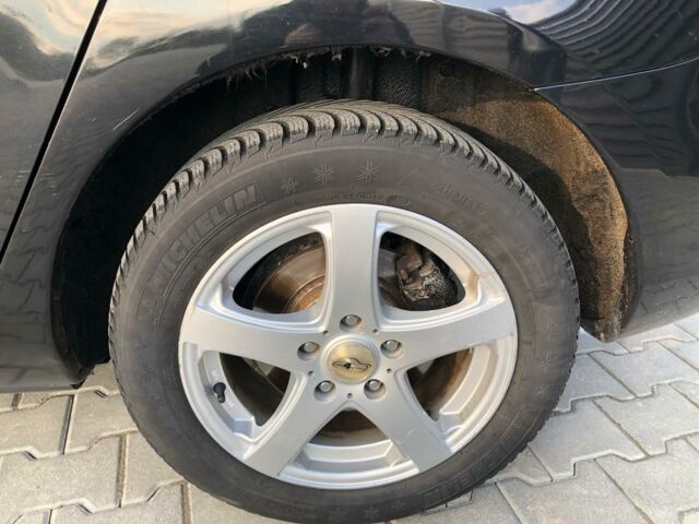 Чорний Мазда 3, об'ємом двигуна 2 л та пробігом 222 тис. км за 5900 $, фото 13 на Automoto.ua
