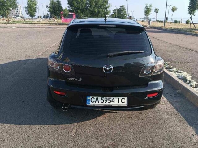 Черный Мазда 3, объемом двигателя 1.6 л и пробегом 275 тыс. км за 5297 $, фото 2 на Automoto.ua