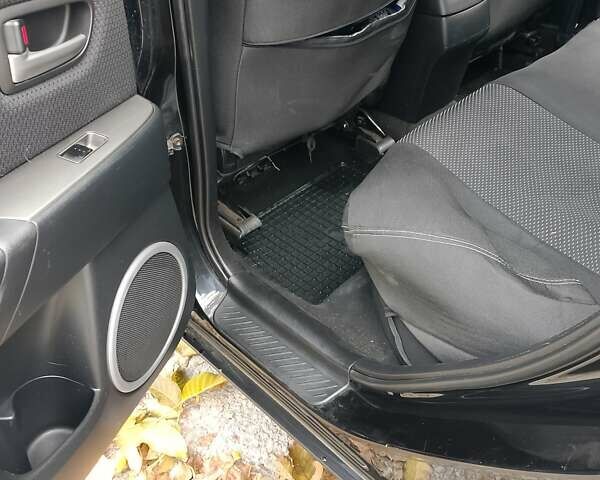 Чорний Мазда 3, об'ємом двигуна 1.6 л та пробігом 158 тис. км за 6000 $, фото 4 на Automoto.ua
