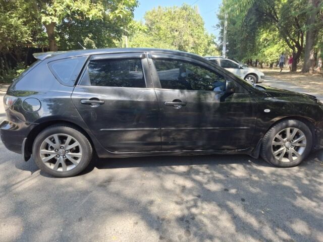 Черный Мазда 3, объемом двигателя 1.6 л и пробегом 200 тыс. км за 5700 $, фото 6 на Automoto.ua