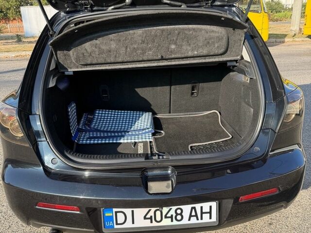 Чорний Мазда 3, об'ємом двигуна 1.6 л та пробігом 160 тис. км за 7200 $, фото 5 на Automoto.ua