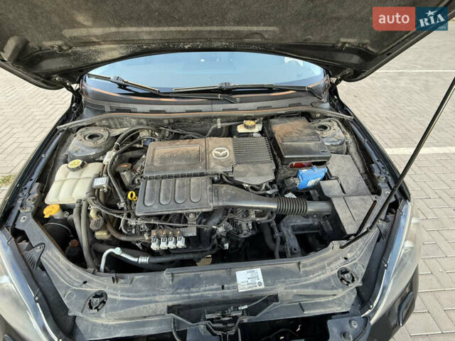 Черный Мазда 3, объемом двигателя 1.6 л и пробегом 211 тыс. км за 5999 $, фото 8 на Automoto.ua